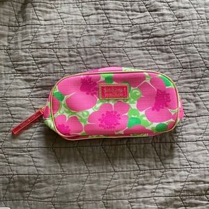 Lilly Pulitzer Estée Lauder makeup bag